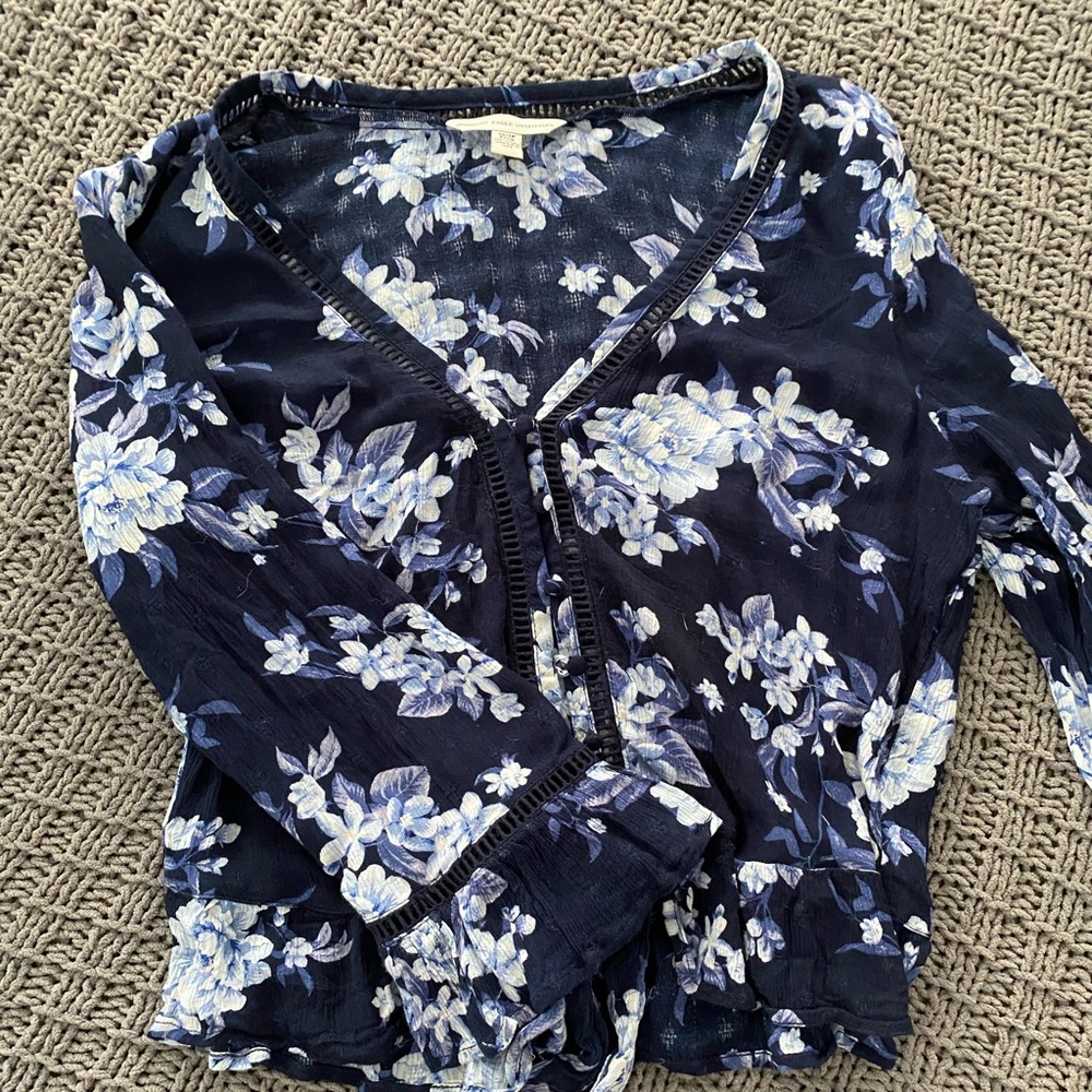 American Eagle Bell Sleeve Top
